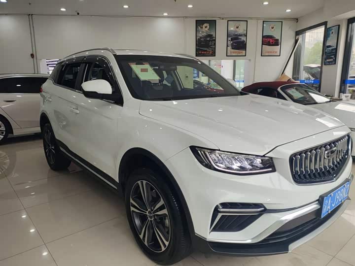 Фото 4 - Geely Atlas