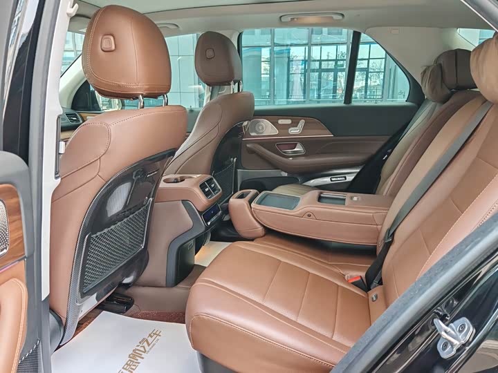 Фото 8 - Mercedes-Benz GLE-Class