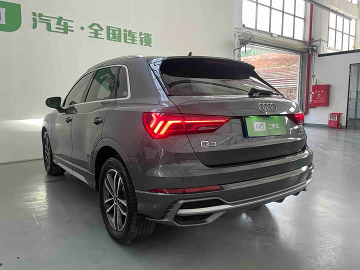 Фото 6 - Audi Q3