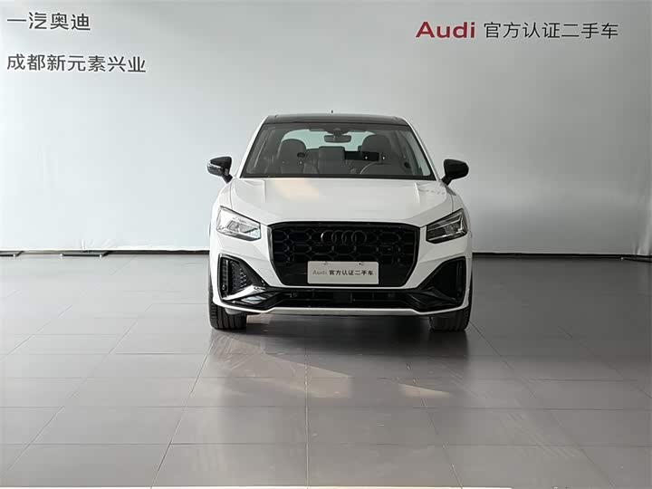 Фото 2 - Audi Q2L