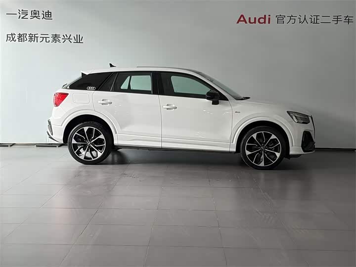 Фото 3 - Audi Q2L