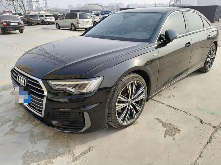 Фото 1 - Audi A6L