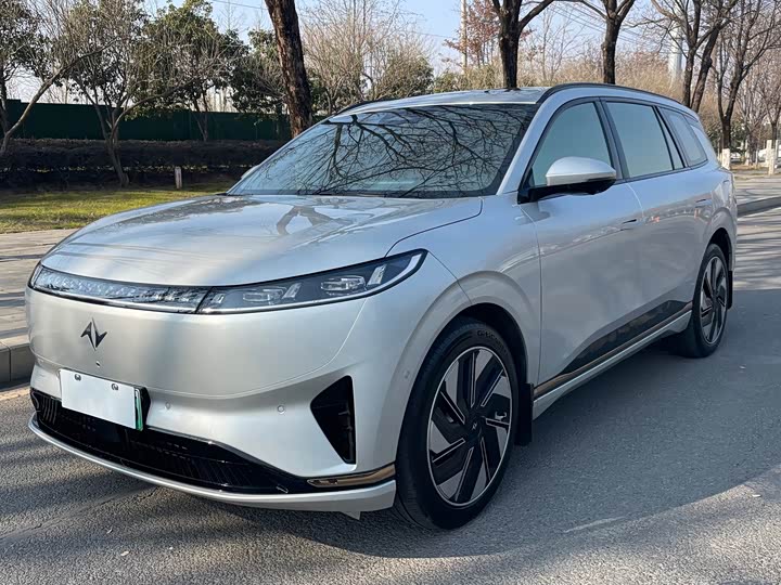 Фото 1 - Dongfeng Yipai eπ 008