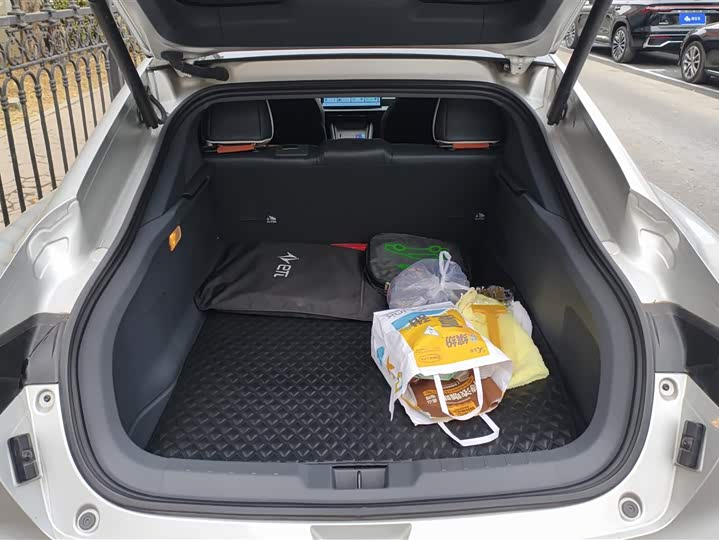 Фото 4 - Dongfeng Yipai eπ 007