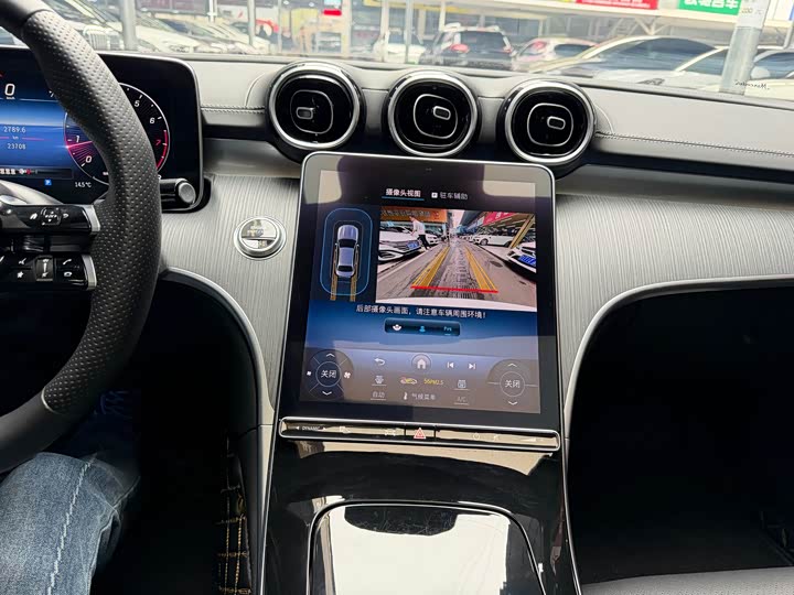 Фото 9 - Mercedes-Benz C-Class