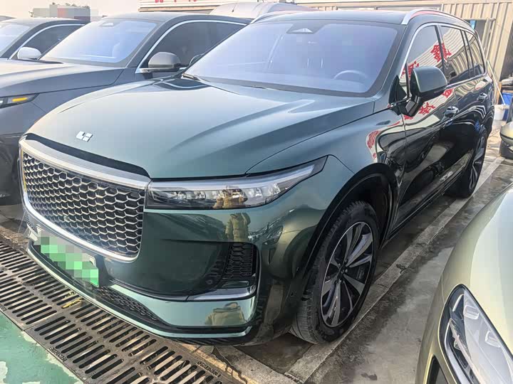 Фото 1 - LiXiang One