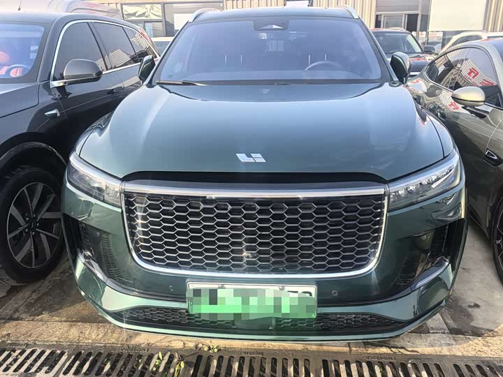 Фото 2 - LiXiang One