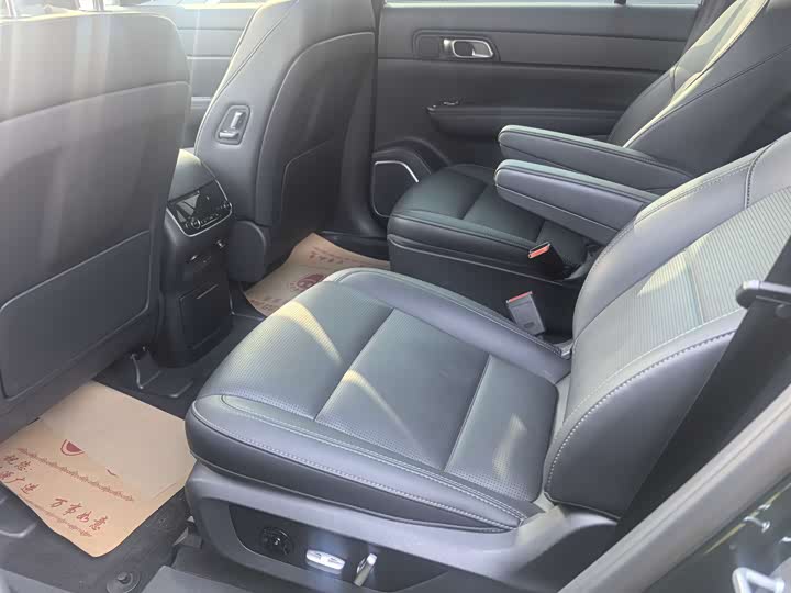 Фото 7 - LiXiang One