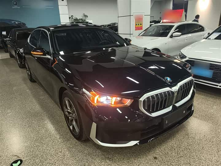 Фото 4 - BMW 5 Series