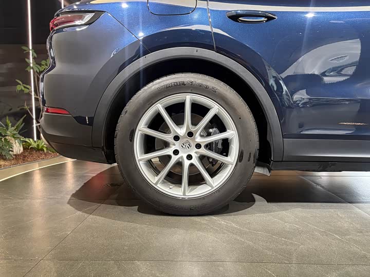 Фото 7 - Porsche Cayenne