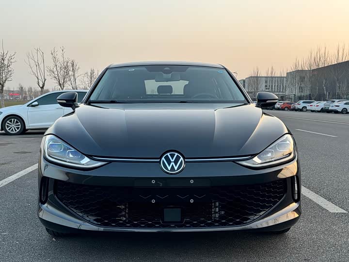 Фото 2 - Volkswagen Lamando L