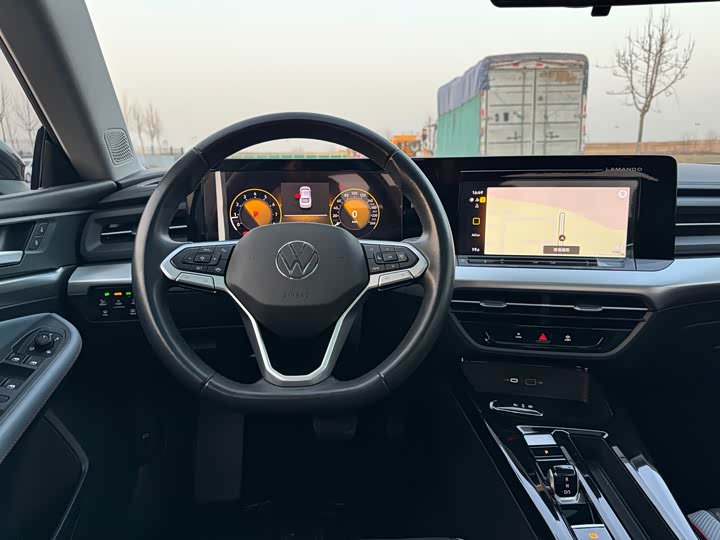 Фото 8 - Volkswagen Lamando L