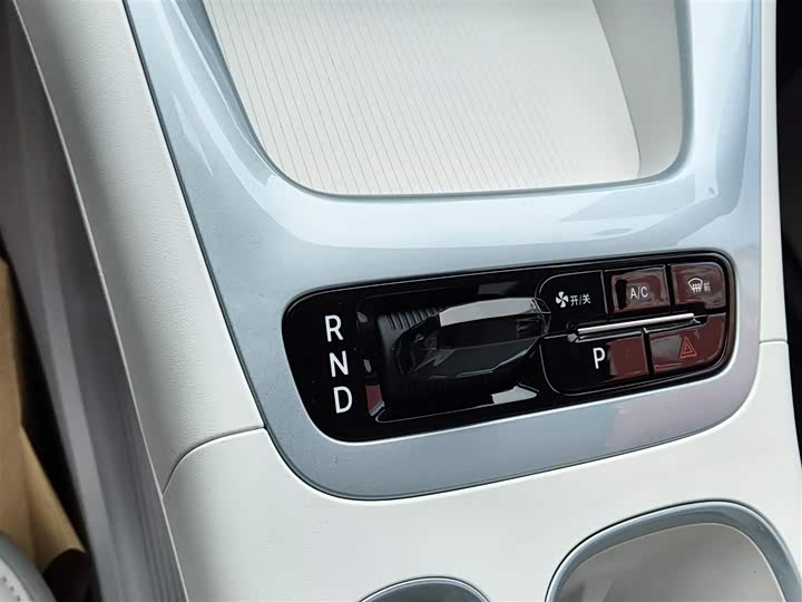 Фото 6 - Geely Galaxy Geome