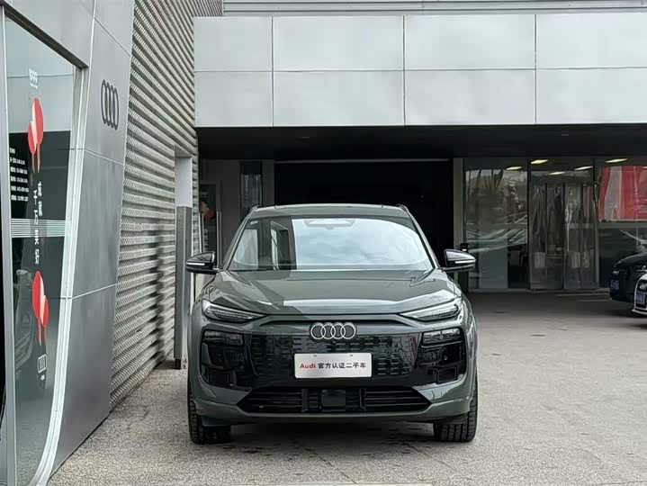Фото 2 - Audi Q6L e-tron