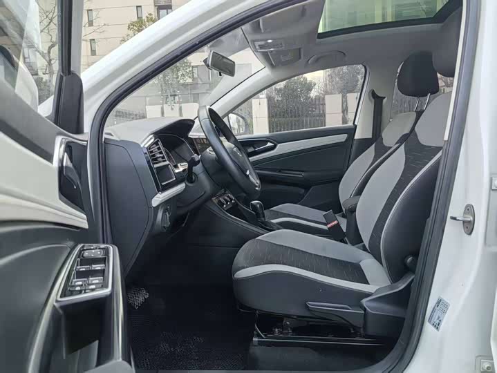 Фото 8 - Jetta VS7