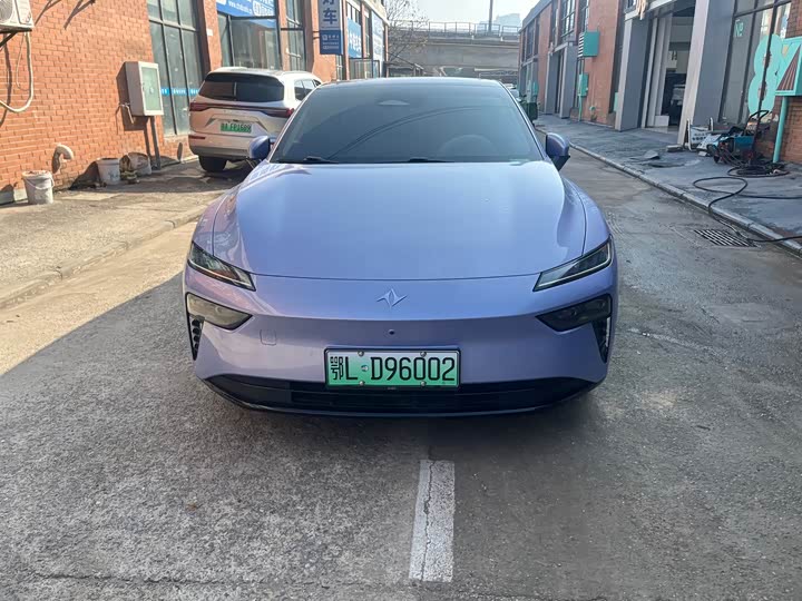 Фото 2 - Dongfeng Yipai eπ 007