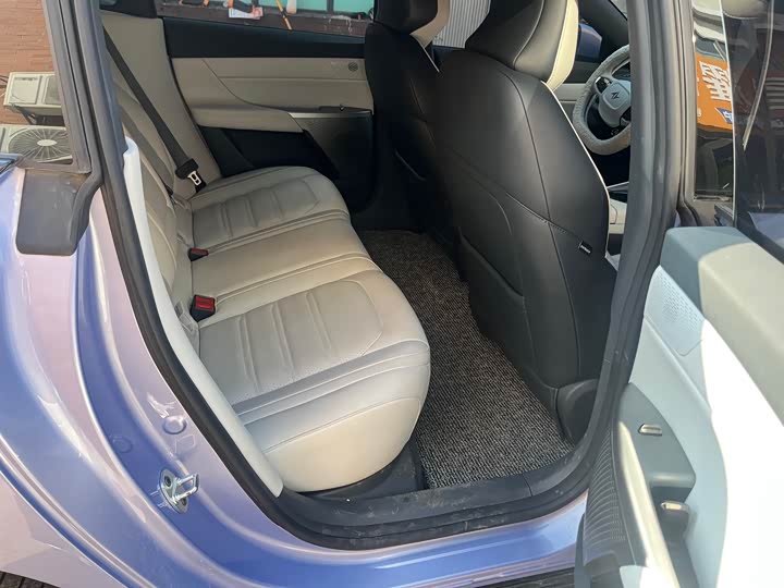 Фото 5 - Dongfeng Yipai eπ 007