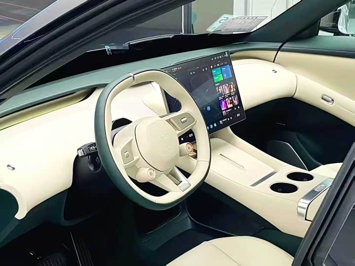 Фото 5 - Xiaomi YU7