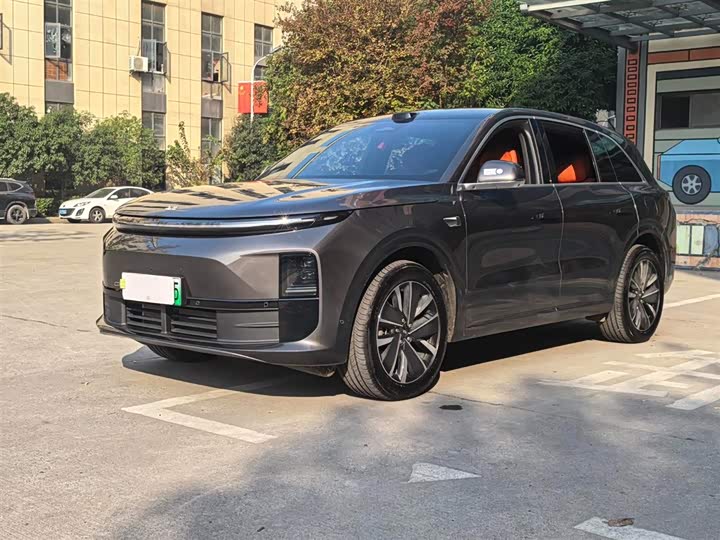 Фото 1 - LiXiang L6