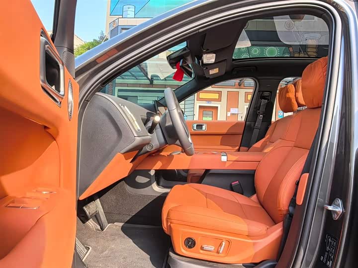 Фото 6 - LiXiang L6