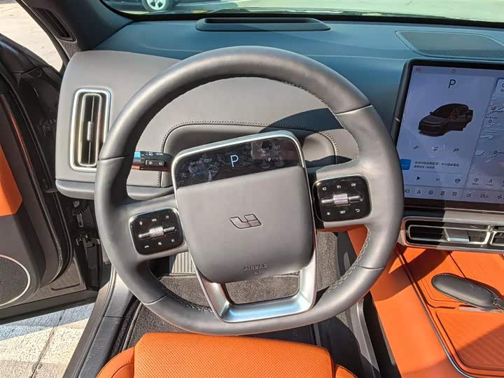 Фото 8 - LiXiang L6