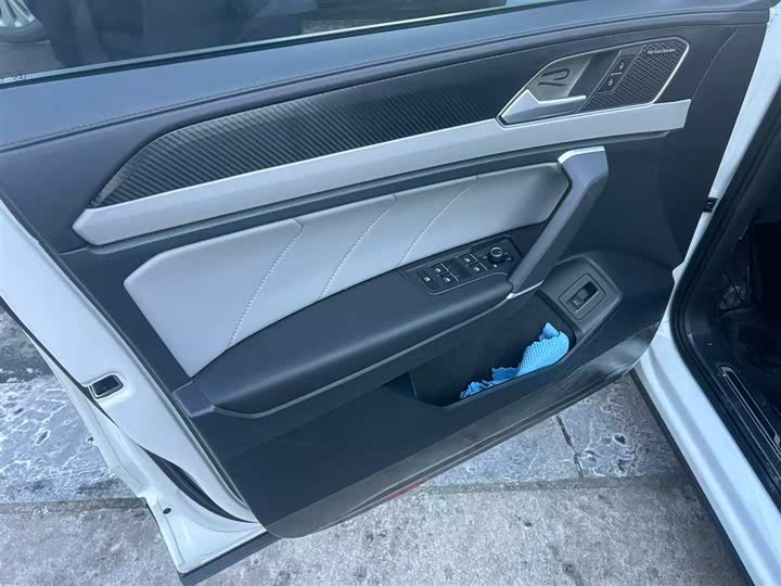 Фото 3 - Volkswagen Tayron