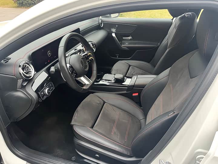 Фото 3 - Mercedes-Benz A-Class