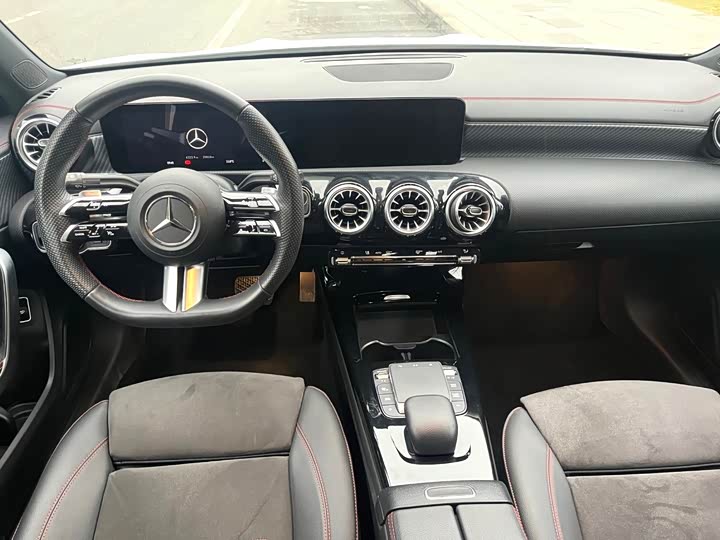 Фото 4 - Mercedes-Benz A-Class