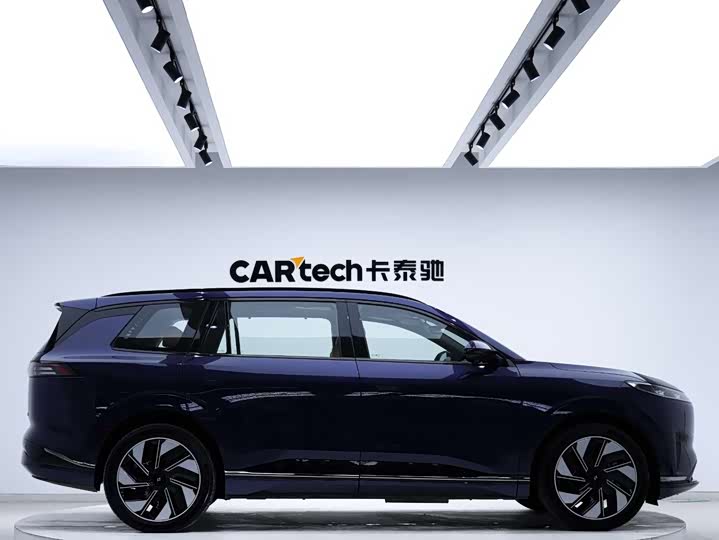 Фото 2 - Dongfeng Yipai eπ 008