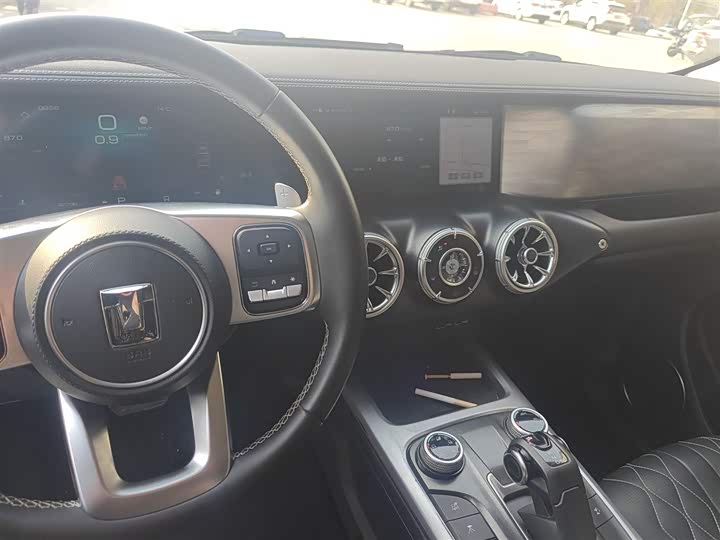 Фото 7 - Tank 300