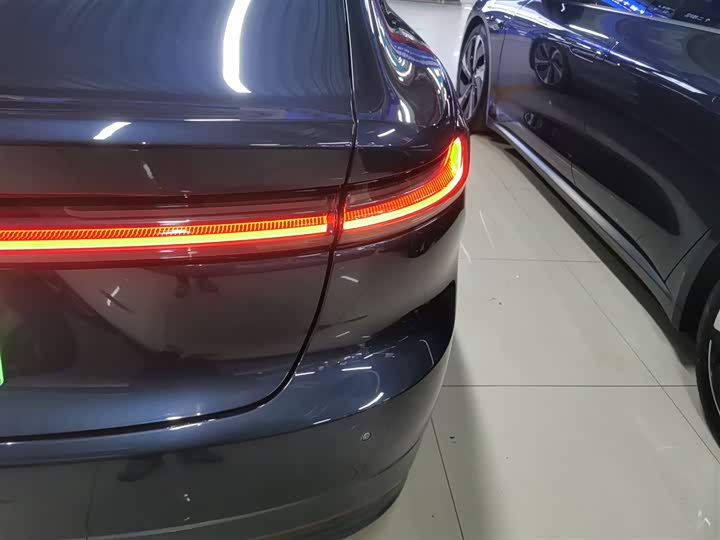 Фото 8 - Nio ET7