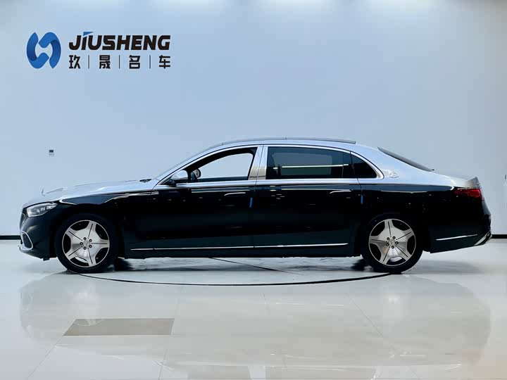 Фото 3 - Mercedes-Benz Maybach S-Class