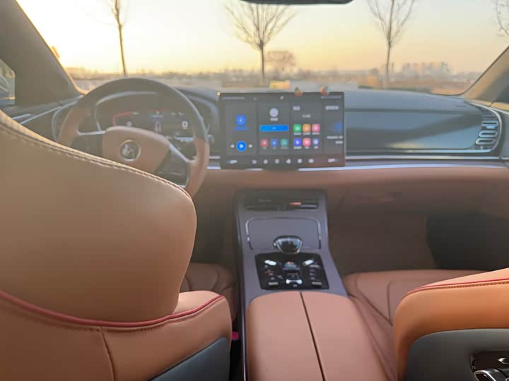 Фото 7 - BYD Han