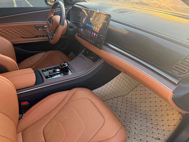 Фото 9 - BYD Han