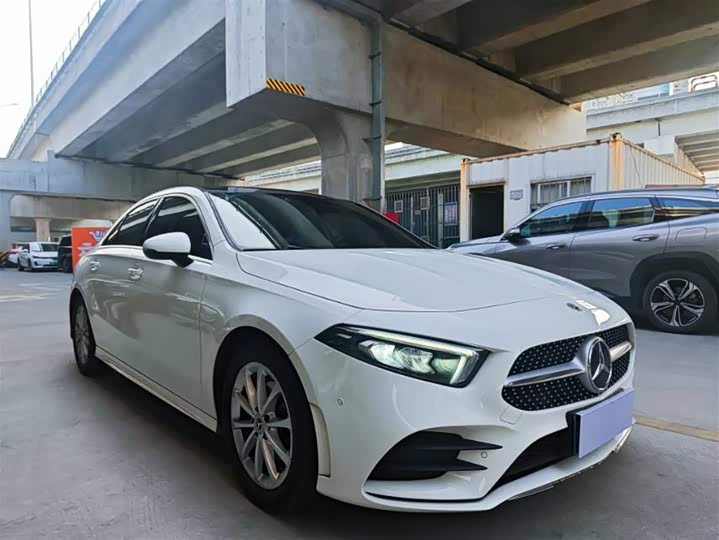 Фото 3 - Mercedes-Benz A-Class