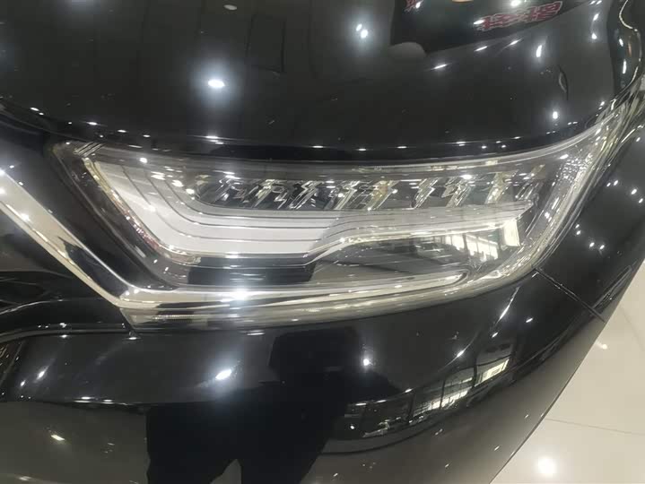 Фото 5 - Honda CR-V