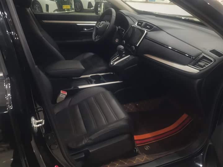 Фото 8 - Honda CR-V