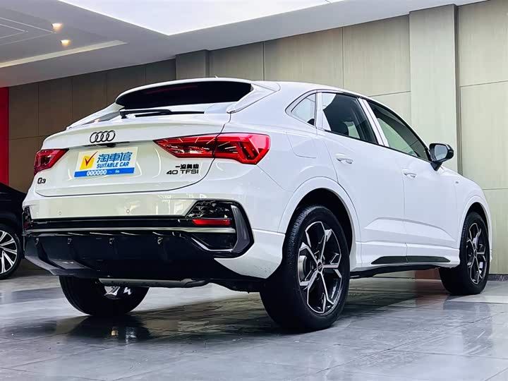 Фото 4 - Audi Q3 Sportback