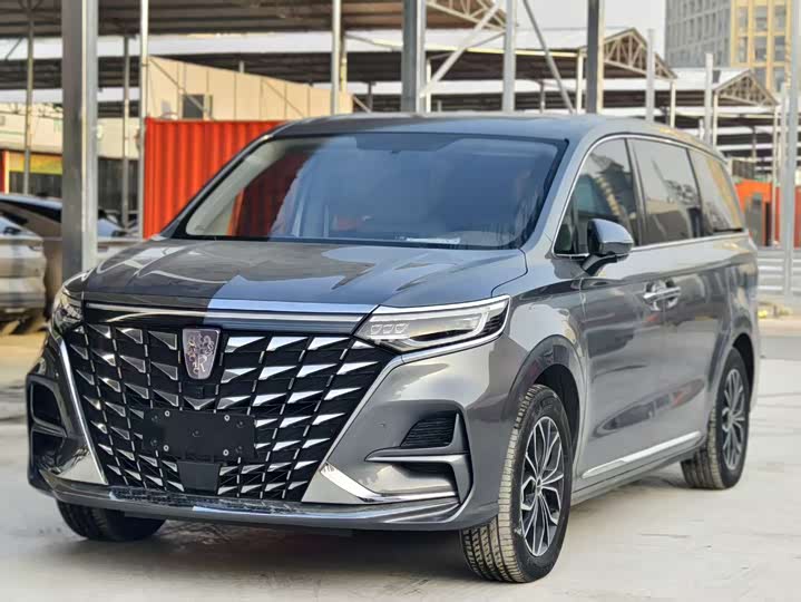 Фото 1 - Roewe iMax 8 EV