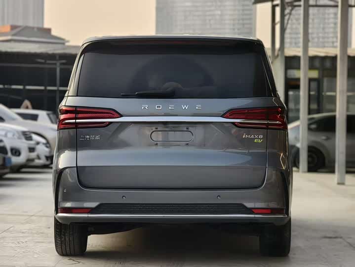 Фото 8 - Roewe iMax 8 EV