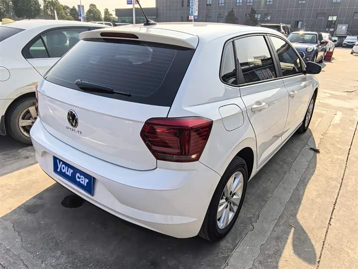 Фото 5 - Volkswagen Polo