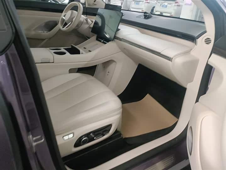 Фото 8 - Luxeed R7