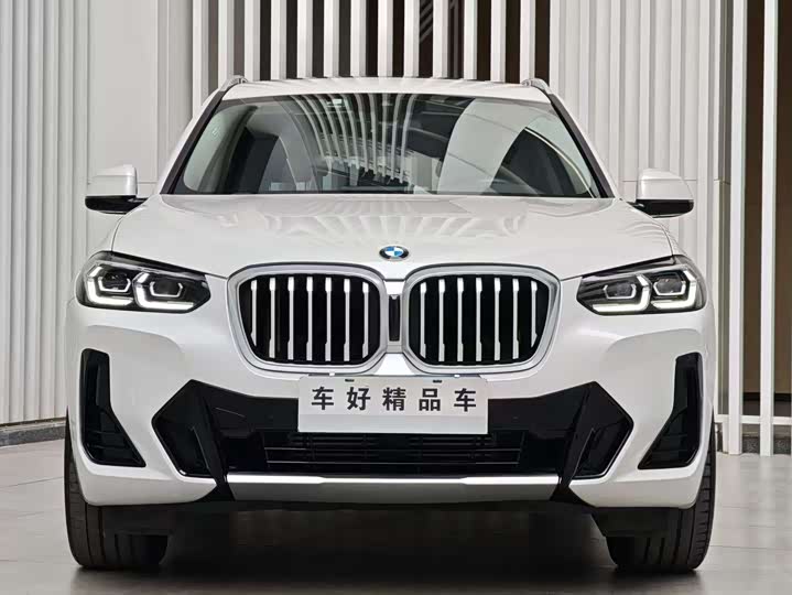 Фото 2 - BMW X3