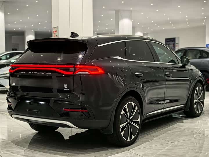 Фото 4 - BYD Tang Hybrid/EV