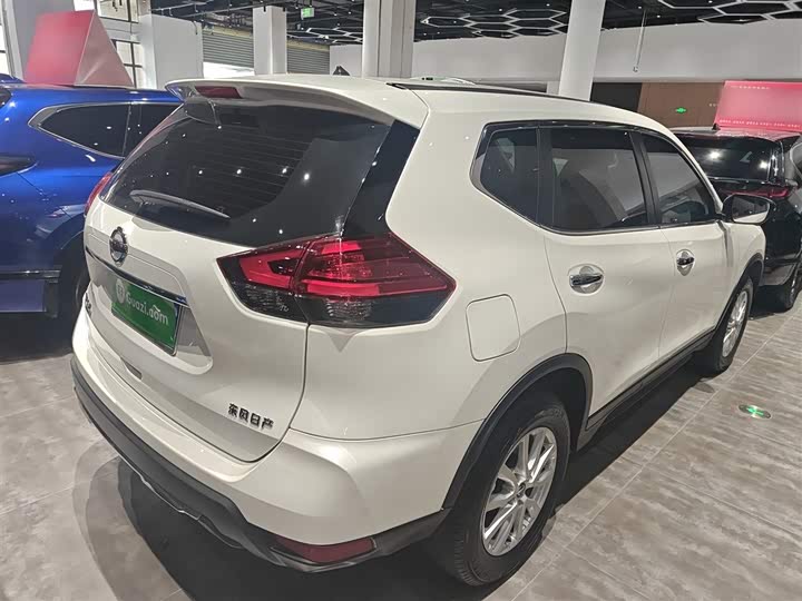 Фото 7 - Nissan X-Trail