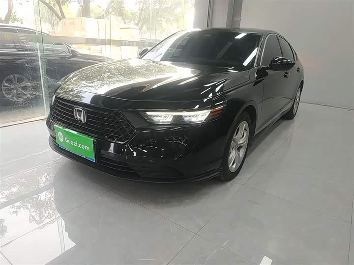 Фото 1 - Honda Accord