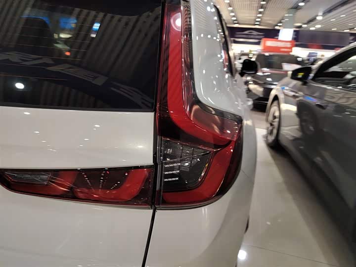 Фото 8 - Honda CR-V