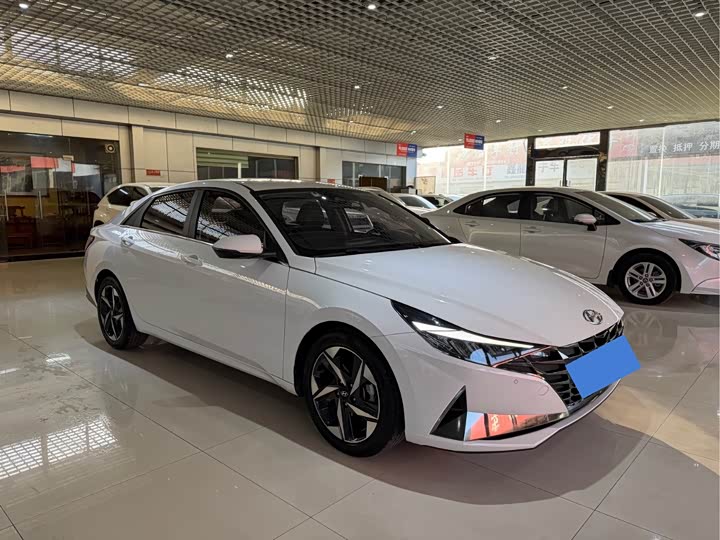 Фото 3 - Hyundai Elantra N line