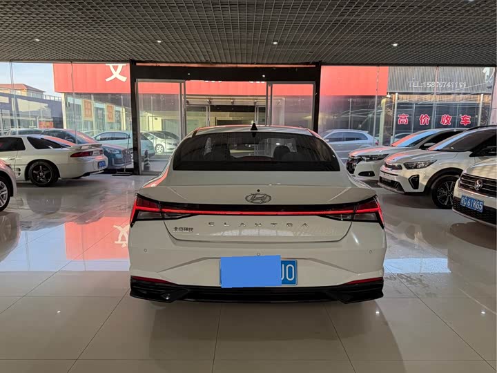 Фото 5 - Hyundai Elantra N line