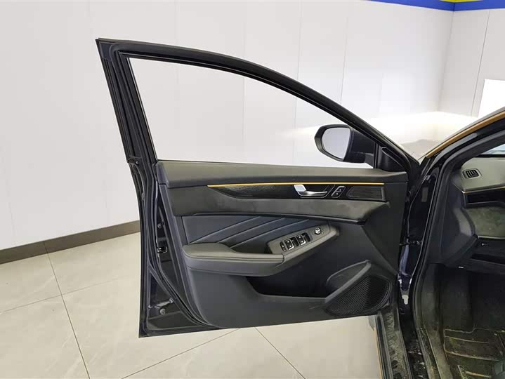 Фото 7 - Dongfeng Aeolus Yixuan Max